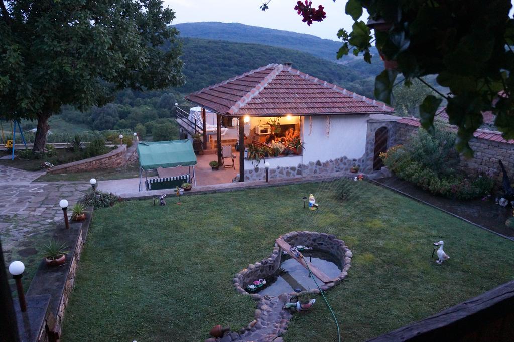 Bella House Villa Hlevene Bagian luar foto