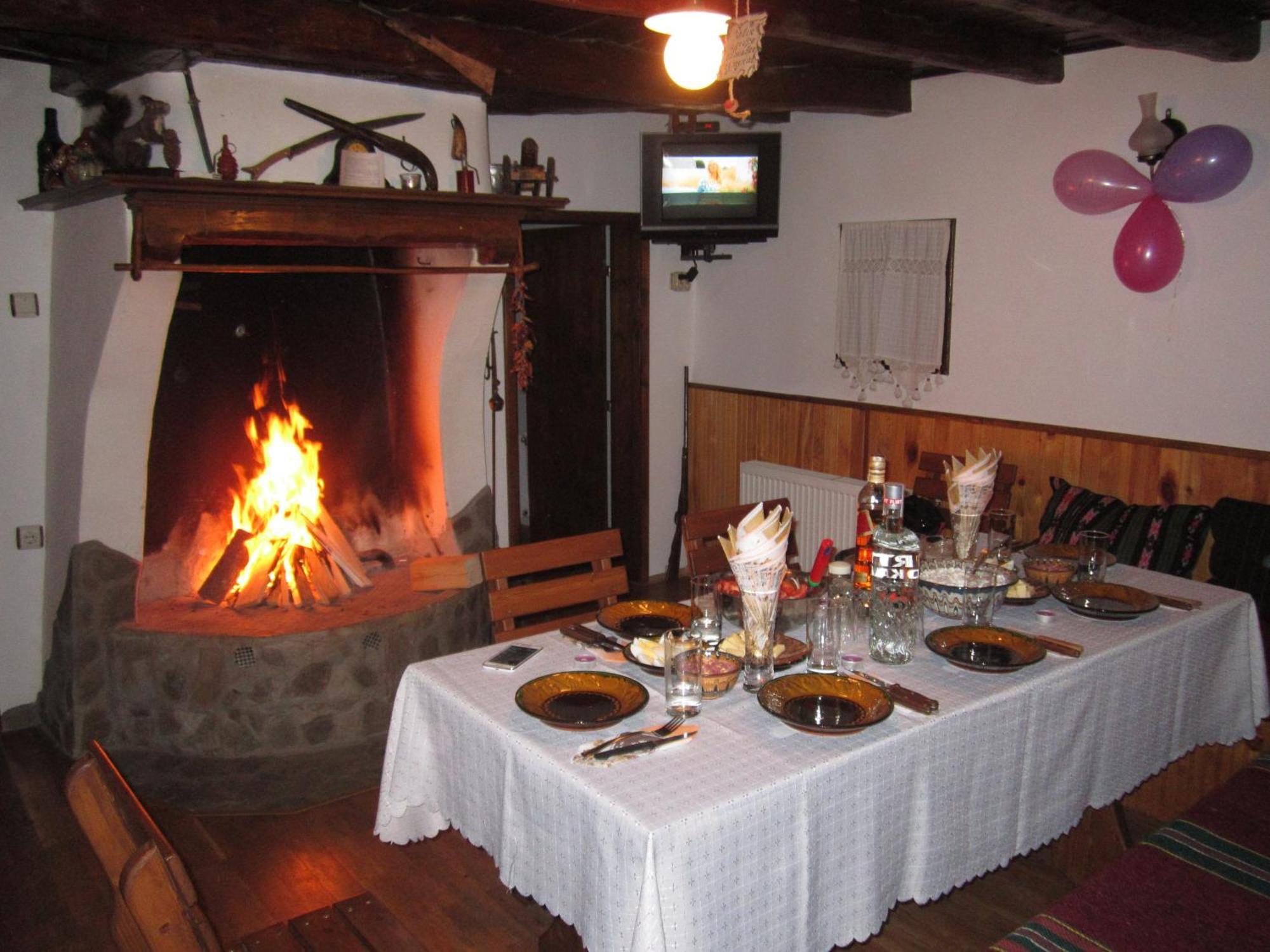 Bella House Villa Hlevene Bagian luar foto