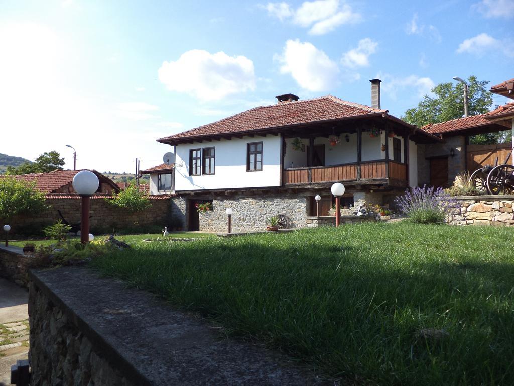 Bella House Villa Hlevene Bagian luar foto
