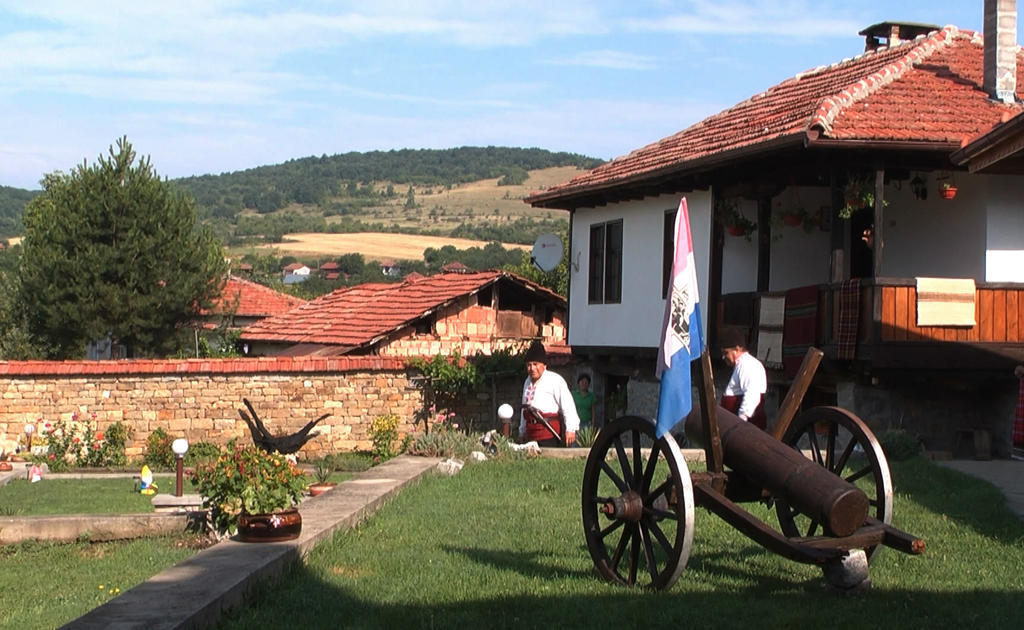 Bella House Villa Hlevene Bagian luar foto