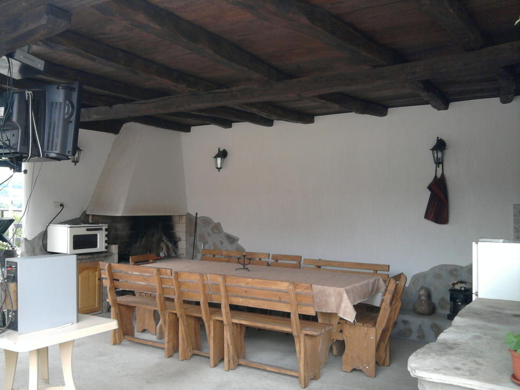 Bella House Villa Hlevene Bagian luar foto