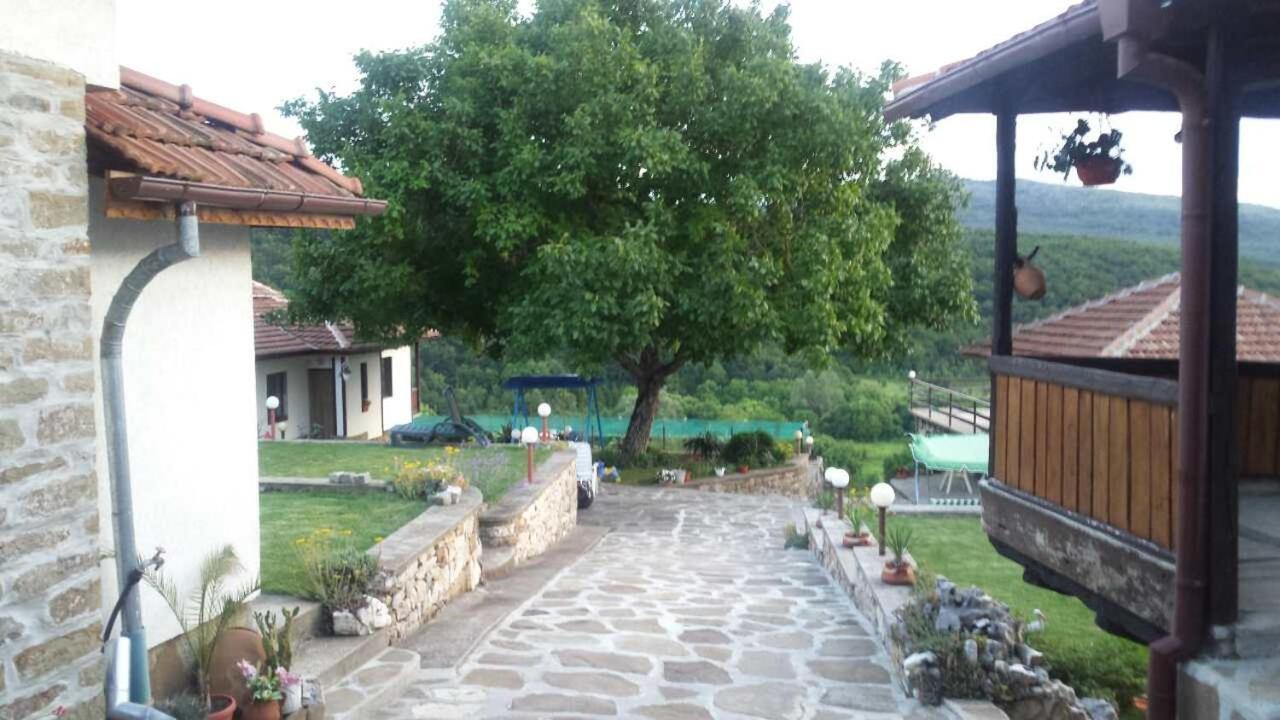 Bella House Villa Hlevene Bagian luar foto